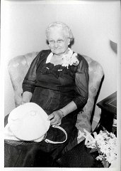 10 1958 Grandma Sellars